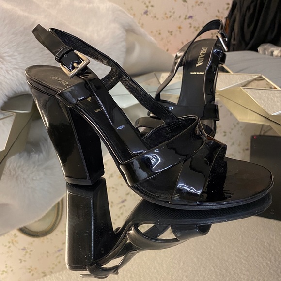 Prada Black Patent Leather Slingback Sandal 38.5 - Picture 2 of 5